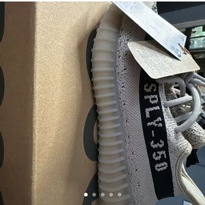 Yeezy 350 Boost